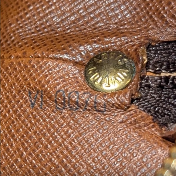 Vintage Louis Vuitton Monogram Drouot Crossbody - Picture 7 of 16
